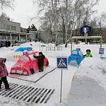 СНЕЖНЫЕ ФИГУРЫ ПО БЕЗОПАСНОСТИ ДОРОЖНОГО ДВИЖЕНИЯ